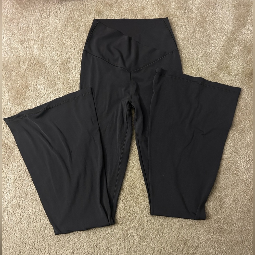 Aerie crossover flare leggings